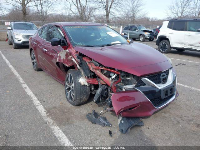  Salvage Nissan Maxima