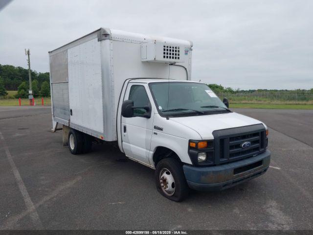  Salvage Ford Econoline