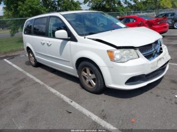  Salvage Dodge Grand Caravan