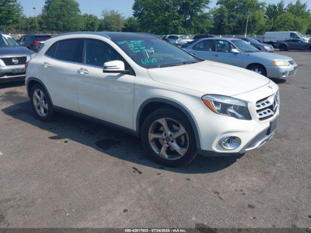  Salvage Mercedes-Benz GLA