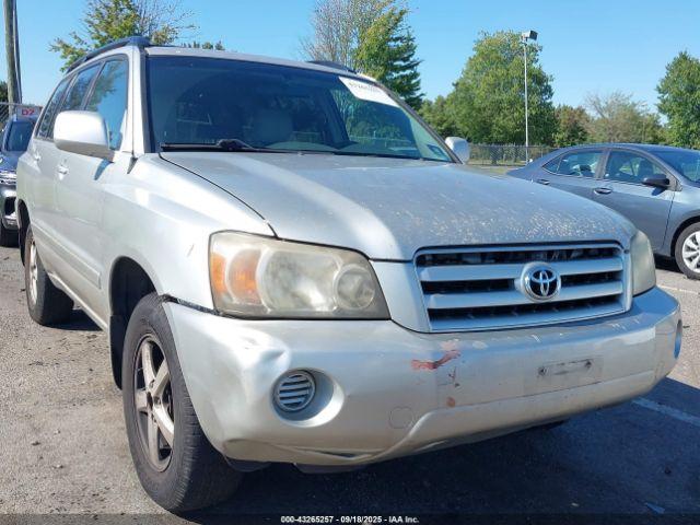  Salvage Toyota Highlander