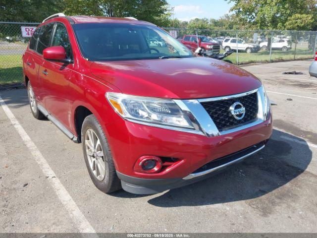  Salvage Nissan Pathfinder