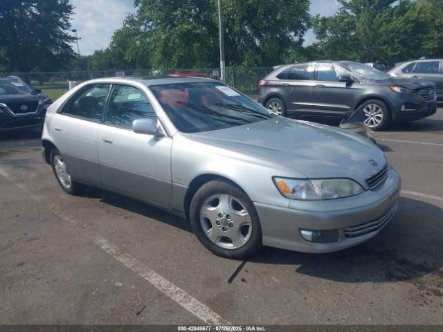  Salvage Lexus Es