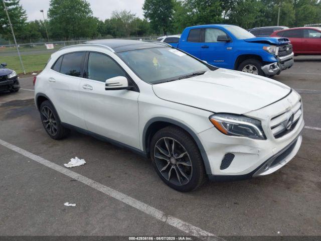  Salvage Mercedes-Benz GLA