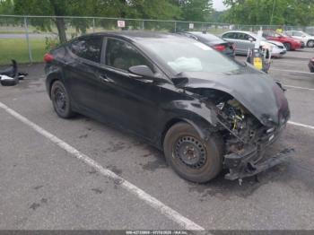  Salvage Hyundai ELANTRA