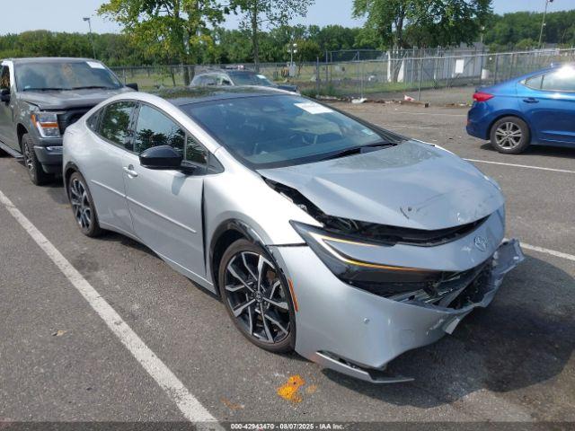  Salvage Toyota Prius Prime