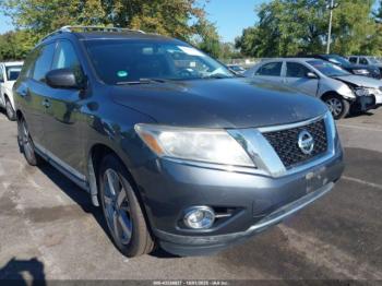  Salvage Nissan Pathfinder