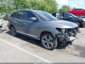  Salvage Nissan Pathfinder