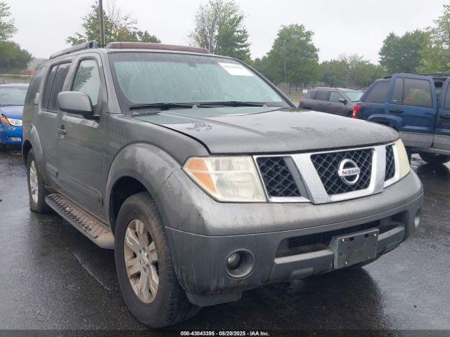  Salvage Nissan Pathfinder