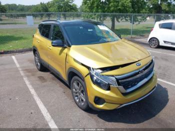  Salvage Kia Seltos