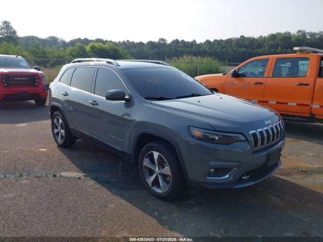  Salvage Jeep Cherokee