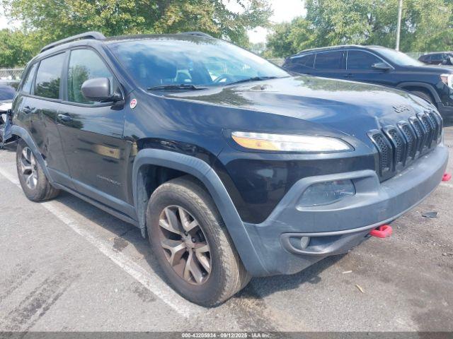  Salvage Jeep Cherokee