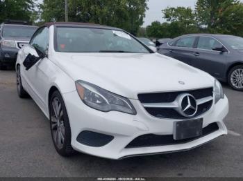  Salvage Mercedes-Benz E-Class