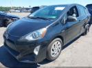 Toyota Prius c One Image 4