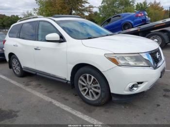  Salvage Nissan Pathfinder
