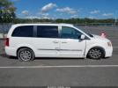 Chrysler Town & Country Touring Image 6