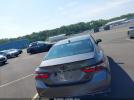 Toyota Camry Se Image 9