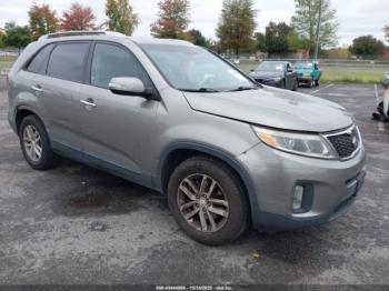  Salvage Kia Sorento