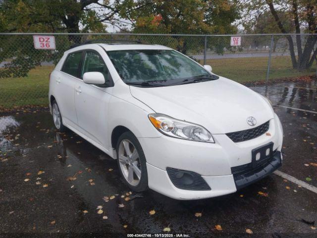  Salvage Toyota Matrix
