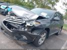 Toyota Highlander Limited V6 Image 9