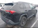 Toyota RAV4 Le Image 4