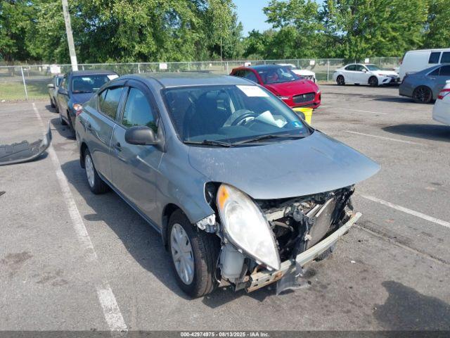  Salvage Nissan Versa