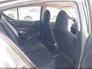 Nissan Versa 1.6 S Image 8