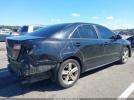 Toyota Camry Le Image 18