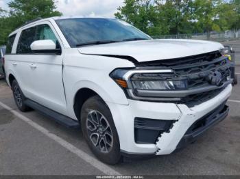  Salvage Ford Expedition