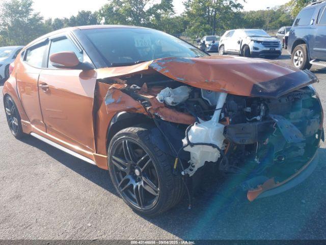  Salvage Hyundai VELOSTER