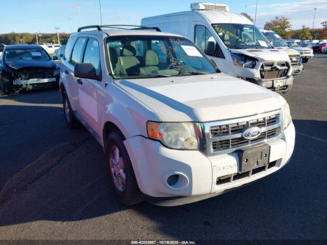  Salvage Ford Escape
