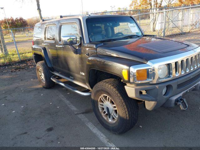  Salvage HUMMER H3 Suv