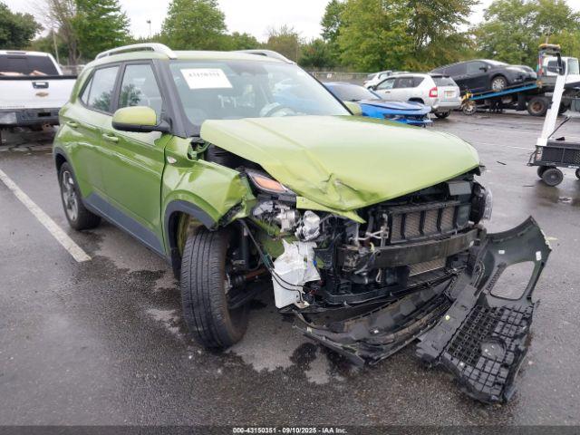  Salvage Hyundai VENUE