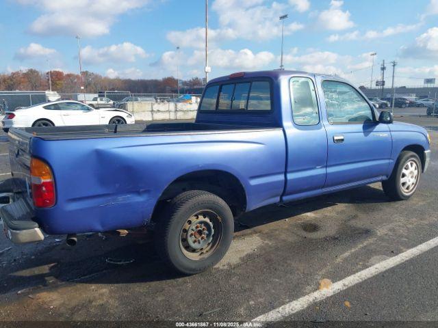 Toyota Tacoma Image 10