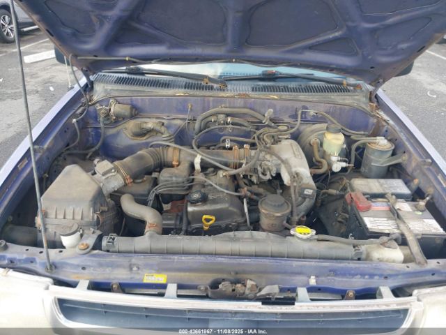 Toyota Tacoma Image 14