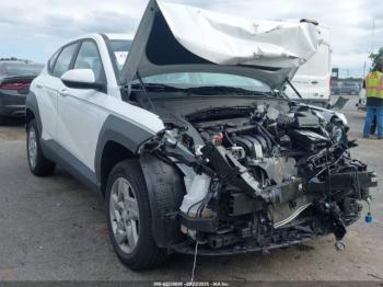  Salvage Hyundai KONA