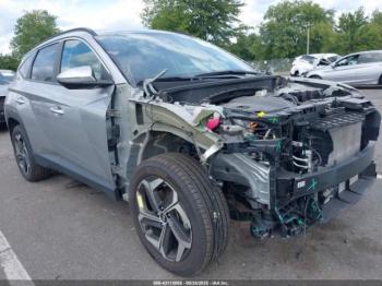  Salvage Hyundai TUCSON