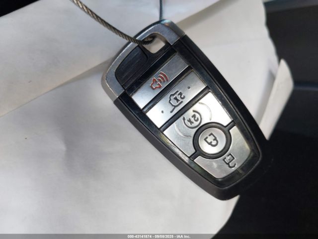 Ford Explorer St Image 9