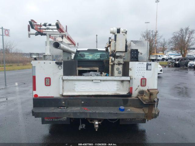 Ford F-350 Xl Image 6