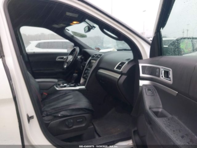 Ford Explorer Xlt Image 4