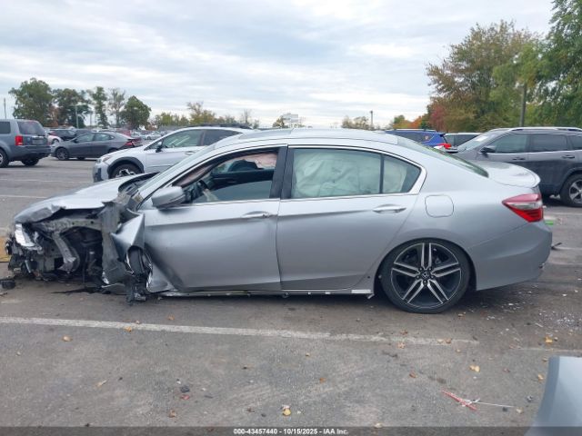 Honda Accord Touring V6 Image 9