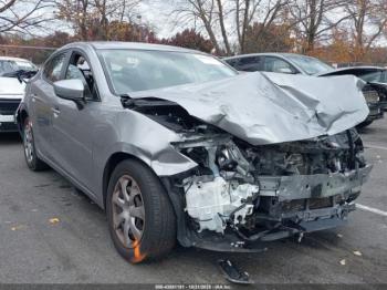  Salvage Mazda Mazda3