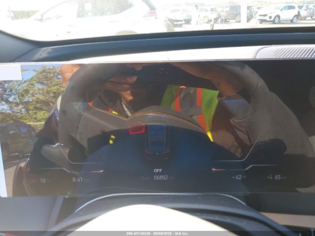 BMW iX Xdrive50 Image 8