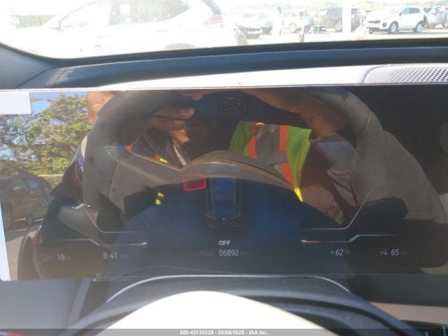 BMW iX Xdrive50 Image 8