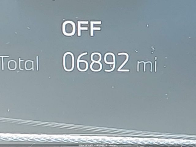 BMW iX Xdrive50 Image 12