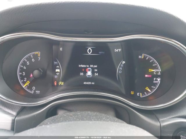 Jeep Grand Cherokee Laredo E 4x4 Image 9