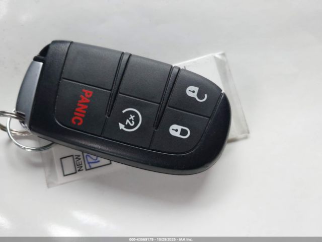 Jeep Grand Cherokee Laredo E 4x4 Image 8