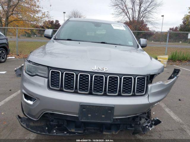 Jeep Grand Cherokee Laredo E 4x4 Image 10
