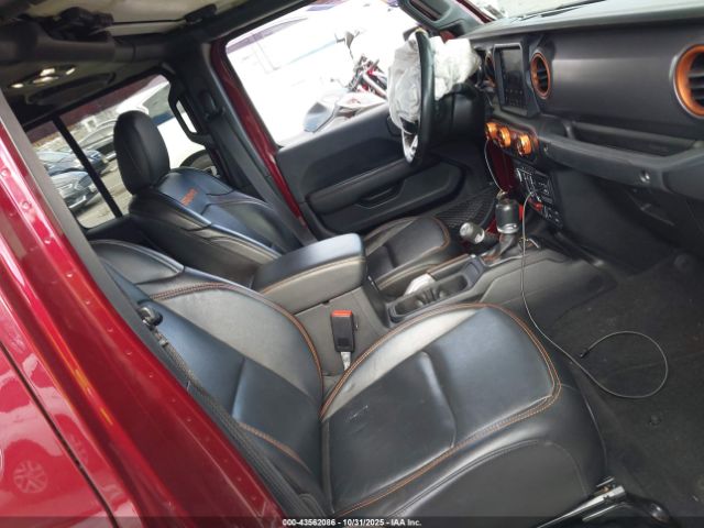 Jeep Gladiator Mojave 4x4 Image 2