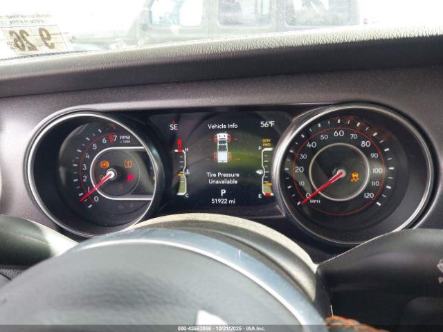 Jeep Gladiator Mojave 4x4 Image 12